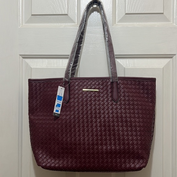 Burgundy 3pc set - Picture 2 of 10